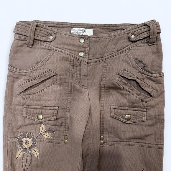 Y2K Grunge MNG Mango Brown Cargo Capri Pants Floral Embroidery Buckle Hem Size 2 - Picture 4 of 8